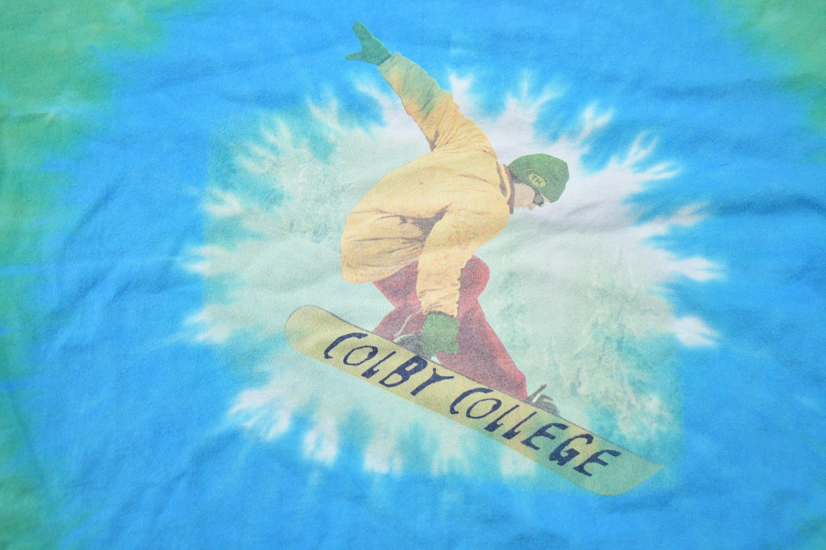 Vintage 1990s Snowboard Colby College Graphic T Shirt
