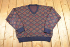 Vintage 1990s Knit V Neck Sweater Men's L / 90's Abstract Pattern 3D Knitted Sweatshirt