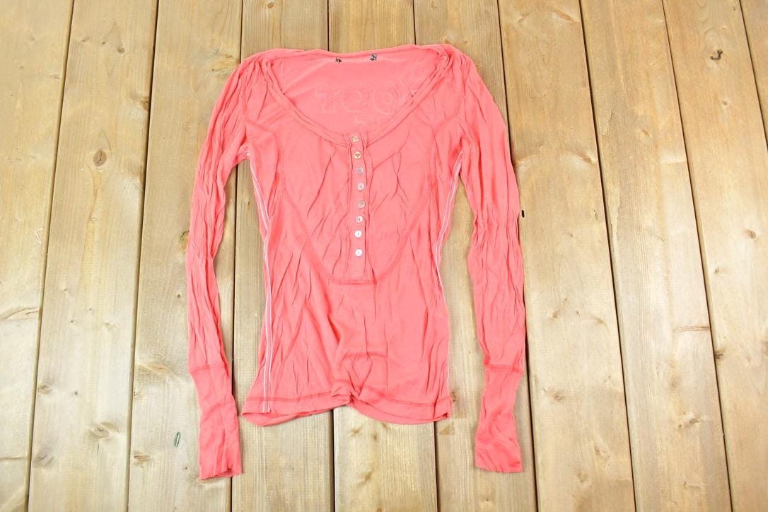 Women Vintage Vigoss Y2K Shoot Me Guys T-Shirt / Vigoss Grunge Skull Print / Contrast Stitch / Internet Famous Clothing / Over Dyed