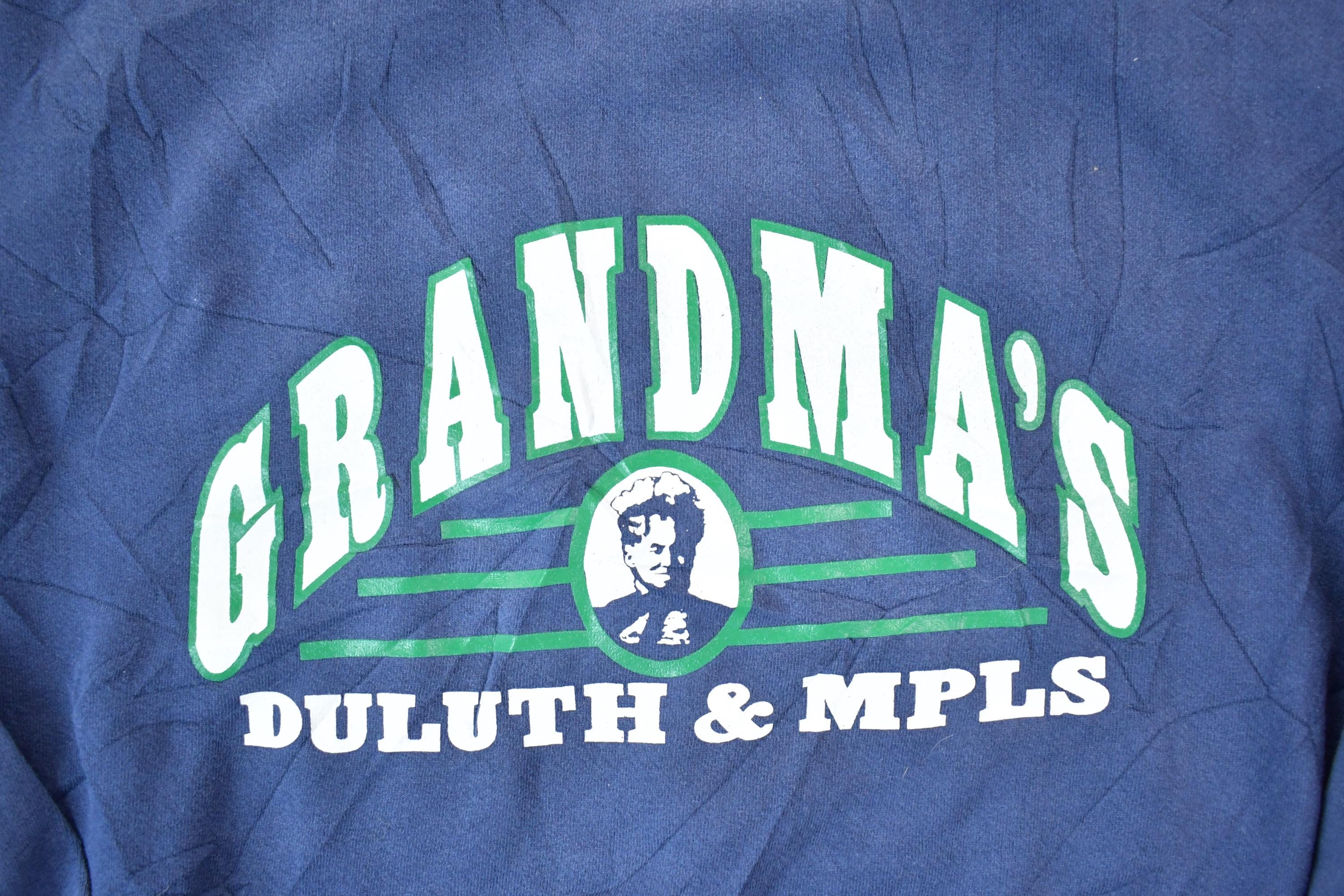 Vintage 1990s Grandmas Duluth & MPLS Cute Crewneck Sweater