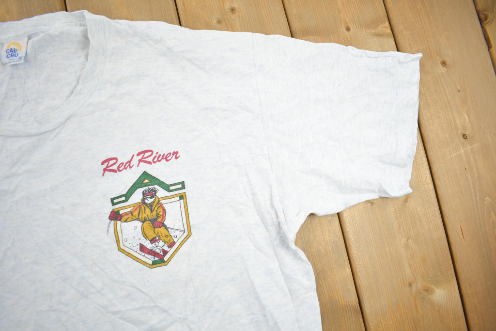 Vintage 1990s Red River Ski Graphic Souvenir Travel T-Shirt