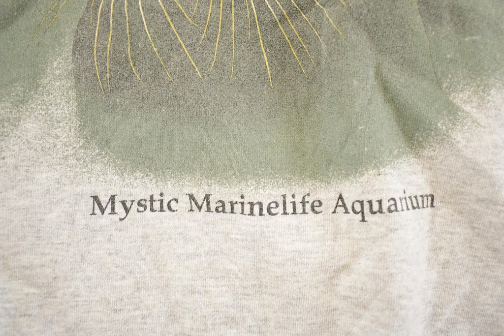 Vintage 1990s Cute Seal Mystic Marinelife Aquarium Souvenir Crewneck Sweatshirt Men's L