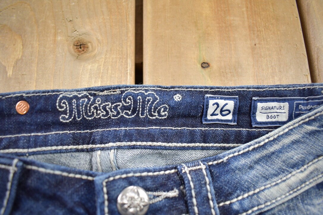 Vintage Y2K Miss Me Bedazzled Low Rise Jeans Size 26x31
