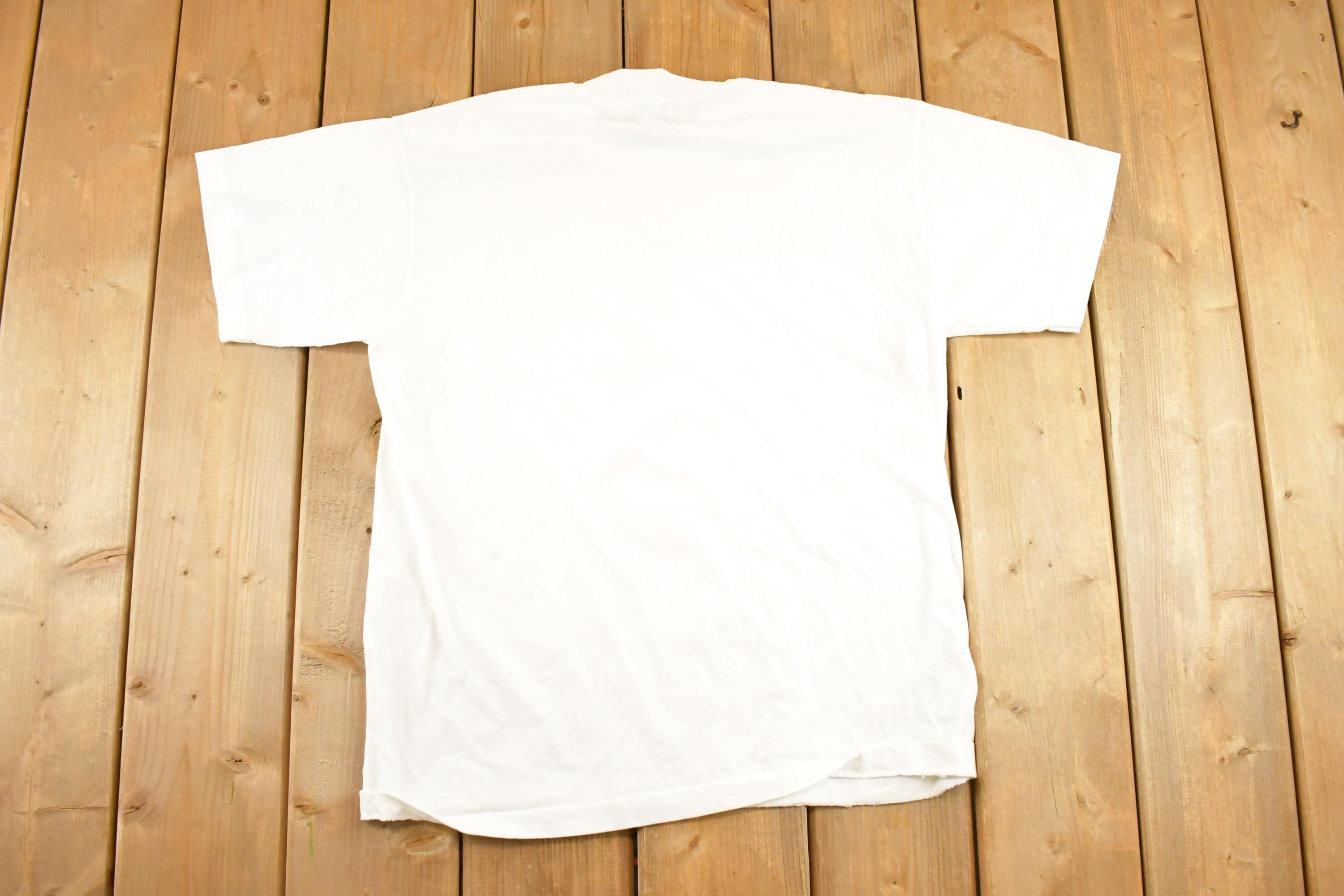 Vintage 1990's Happy Face Tie Souvenir Travel T-Shirt Mens M