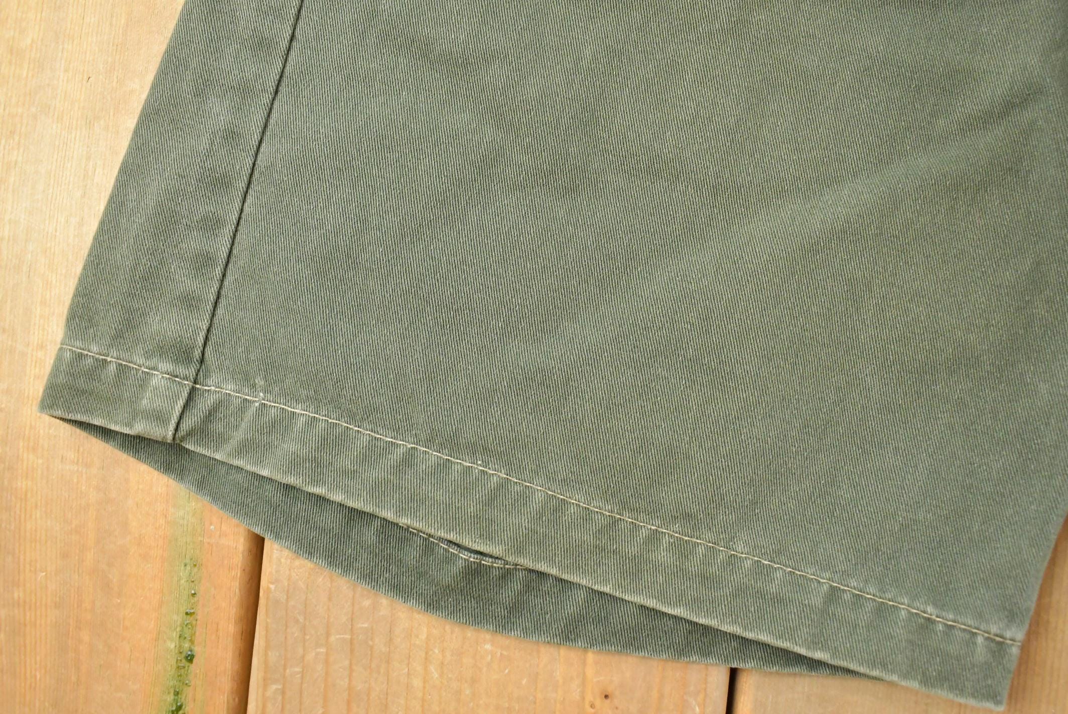 Vintage 1990s Levi's Green Denim Jean Shorts Men's 31 / 90s Shorts / Bottoms / Vintage Jeans / Jorts