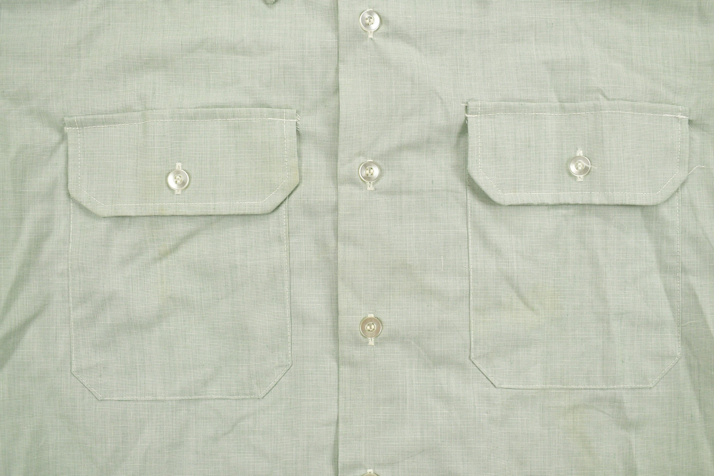 Vintage 1981 Green Button Up Short Sleeve Shirt