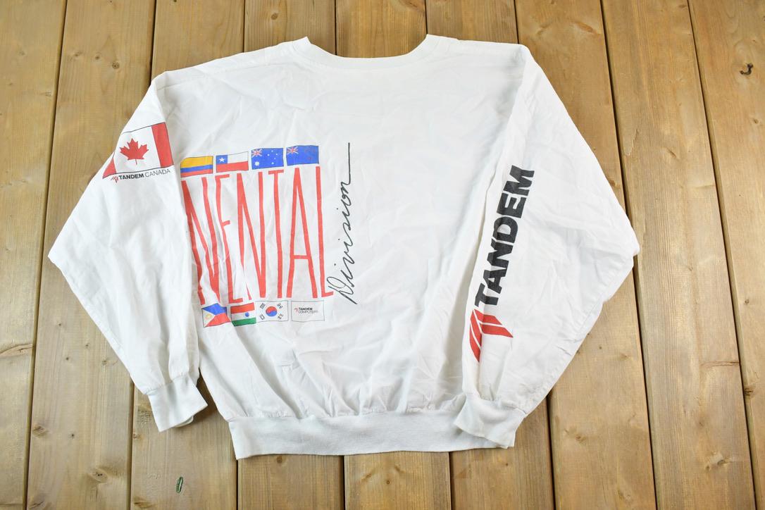 Vintage 1990s Tandem Canada AOP Souvenir Crewneck Sweatshirt Made In USA