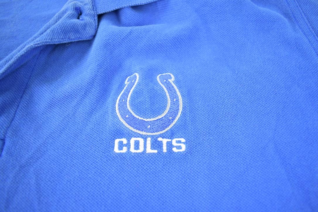 Vintage 1990s Indianapolis Colts NFL Football Lee Sport Embroidered Button Up Shirt