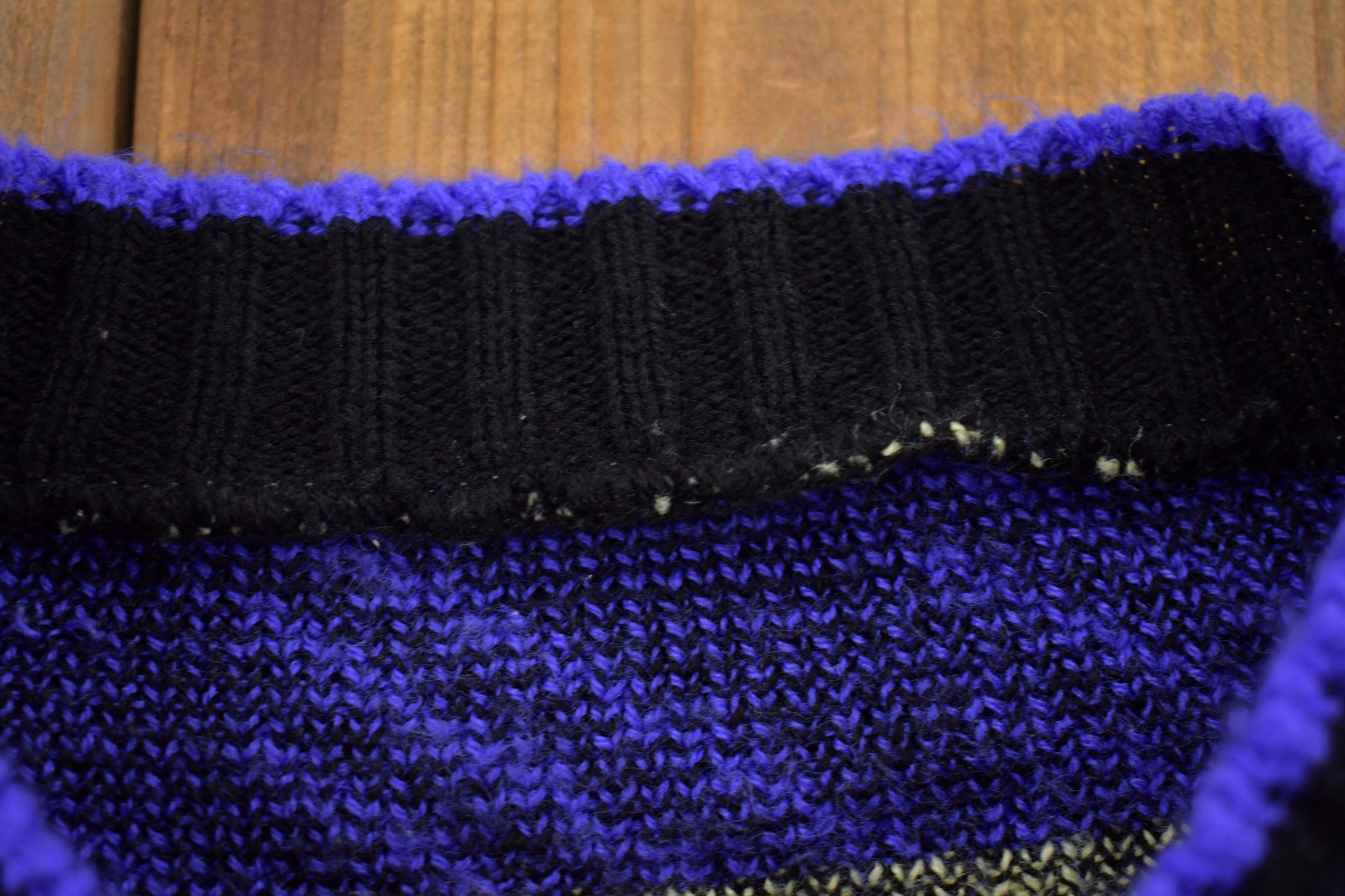 Vintage 1990s Knitted Sweater