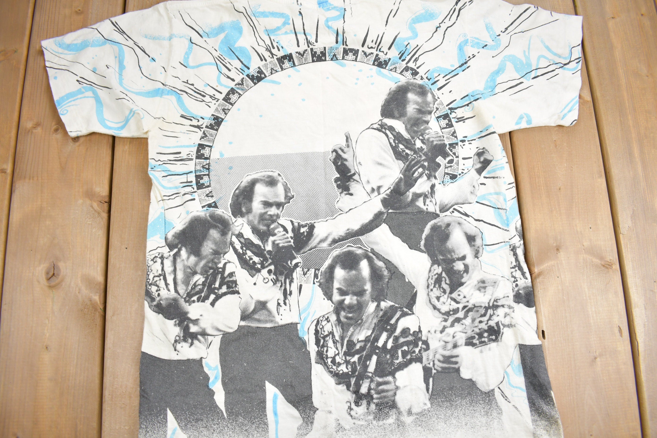 Vintage 1990s Neil Diamond All Over Print T-shirt / Band Tee / Single Stitch / Made in France / 90s T-shirt / Music Promo / Premium Vintage