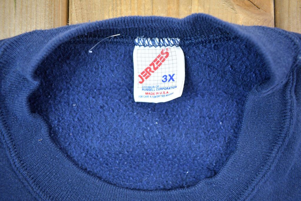 Vintage 1990s Embroidered  Quilt design  Crewneck Sweatshirt Made In USA