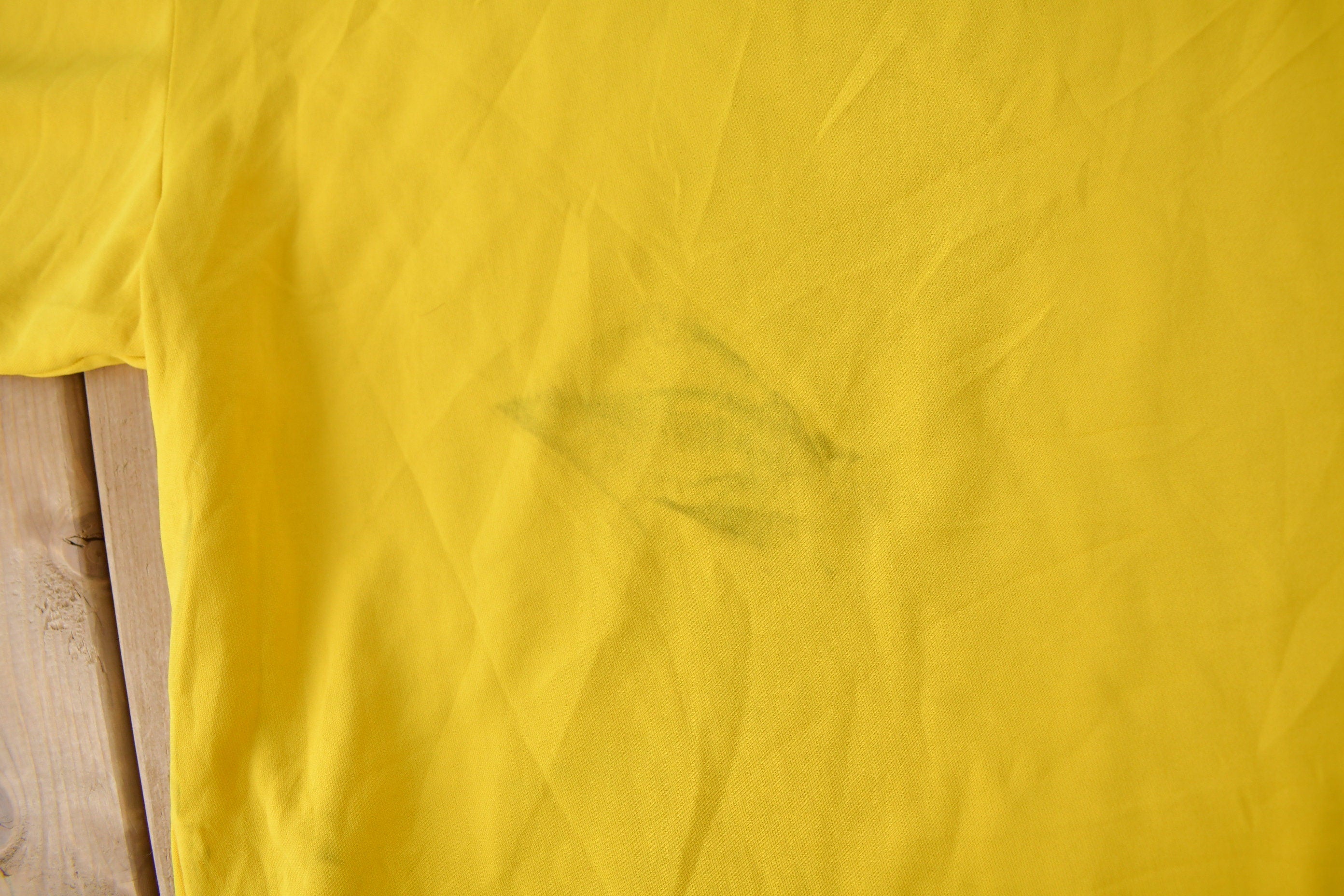 Vintage Y2K Nike Mini Swoosh Yellow Jersey Style T Shirt Size XL