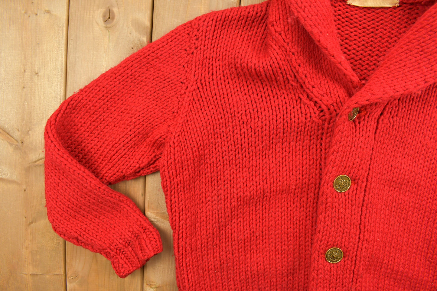 Vintage 1970s Red Knit Cardigan Sweater / Vintage Cardigan / Collared Knit / Gold Button / Winter Wear / Button Up