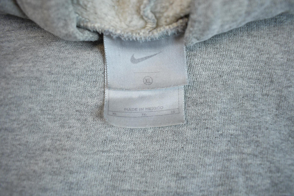 Vintage Y2K Nike Embroidered Mini Middle Swoosh Hoodie