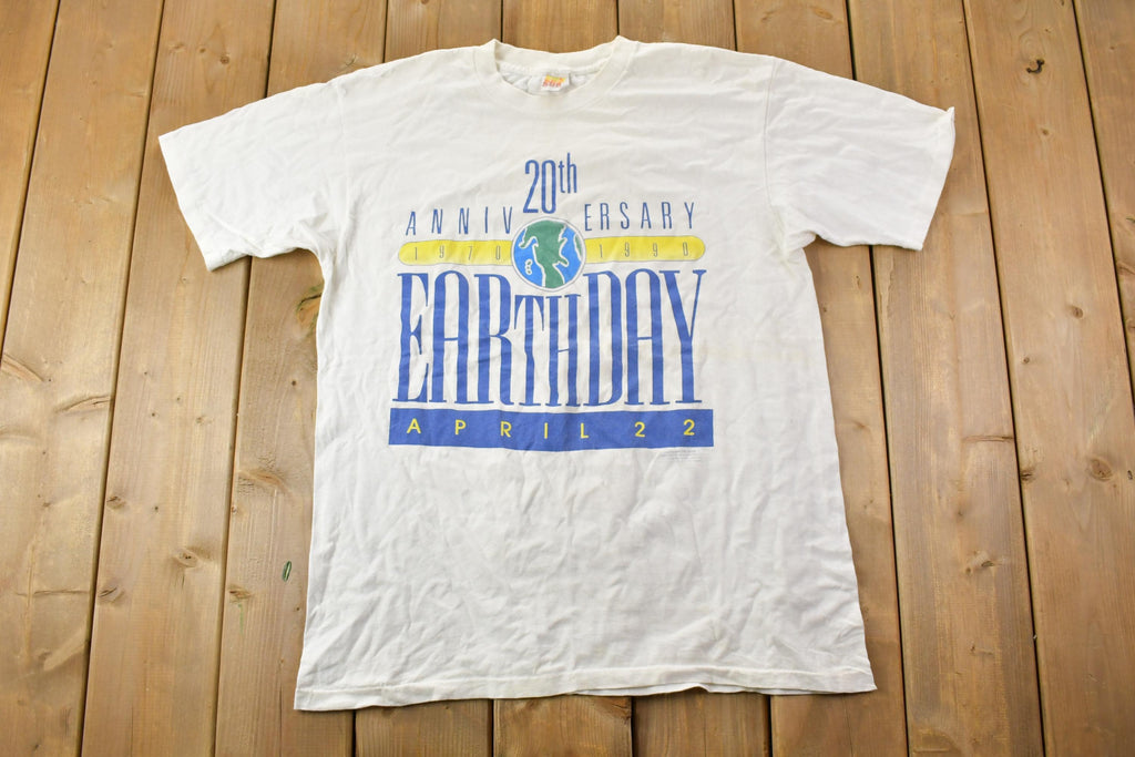 Vintage 1990s Earth Day Graphic T-Shirt