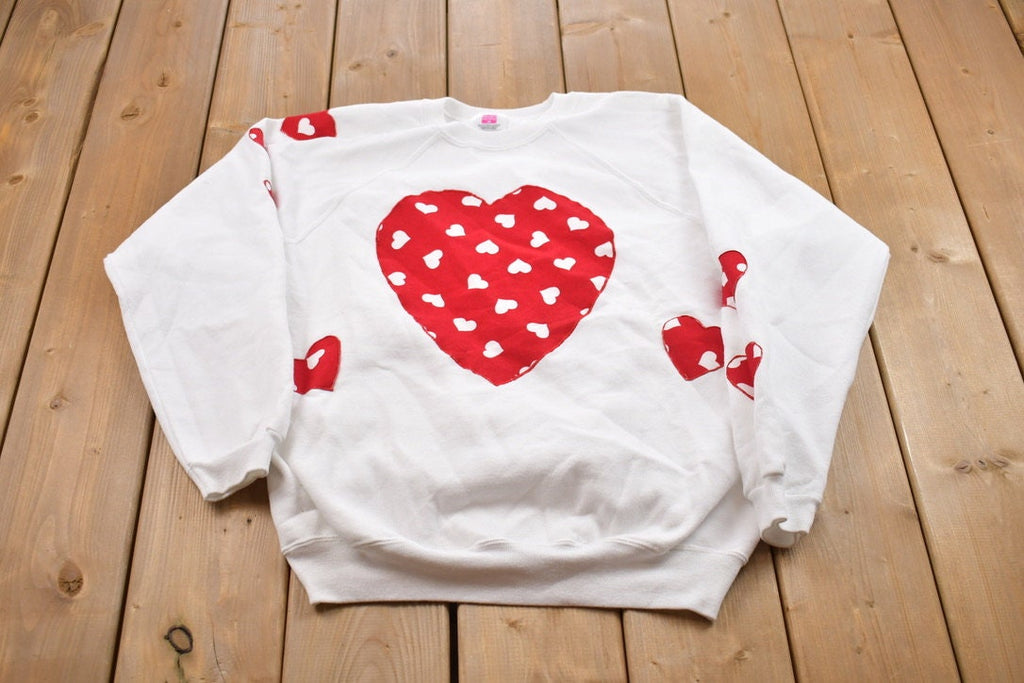 Vintage 1990s Heart theme Crewneck Sweater