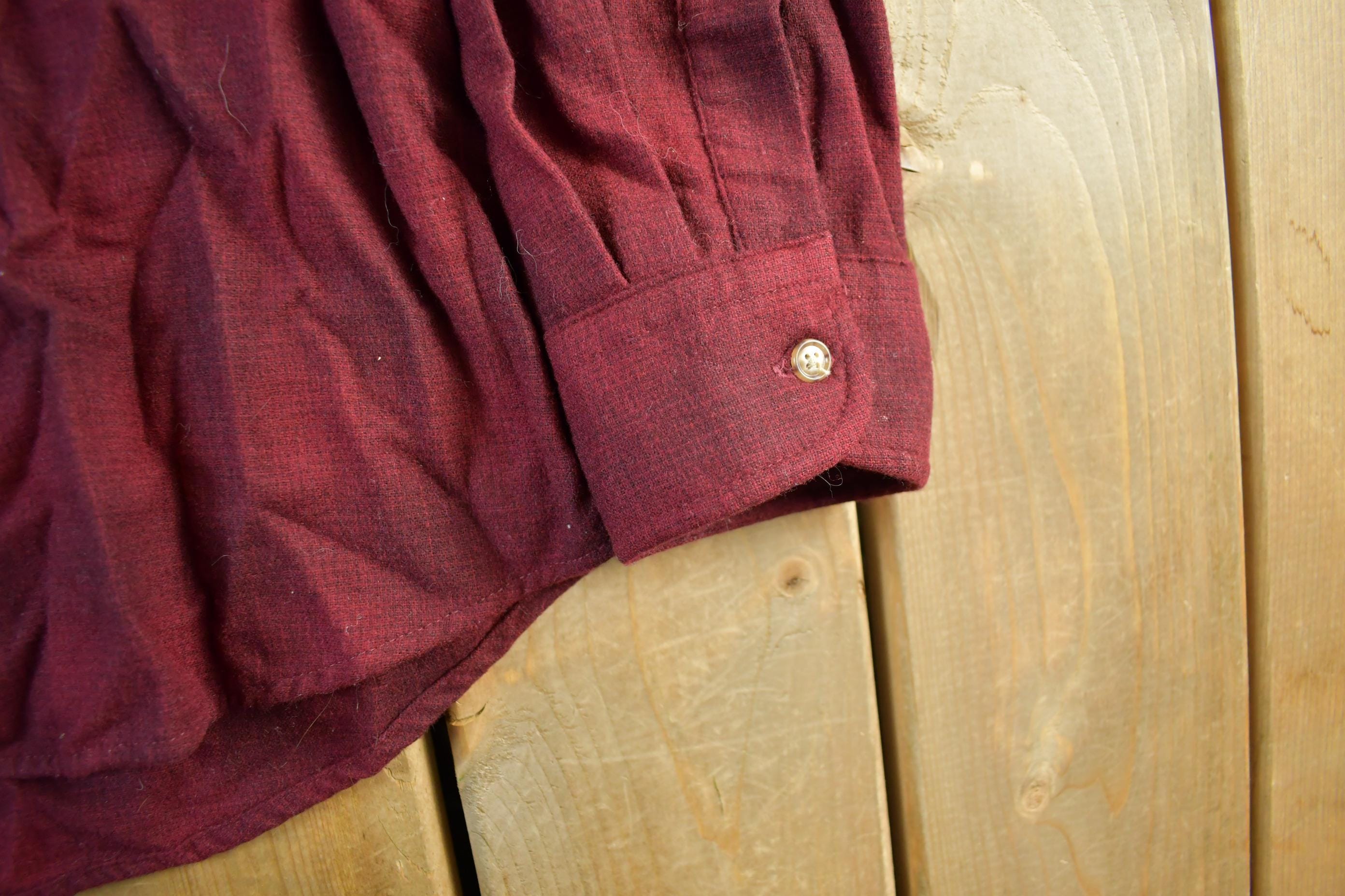 Vintage 1990s Pendleton Wool Plaid Button Up Shirt Men's XL