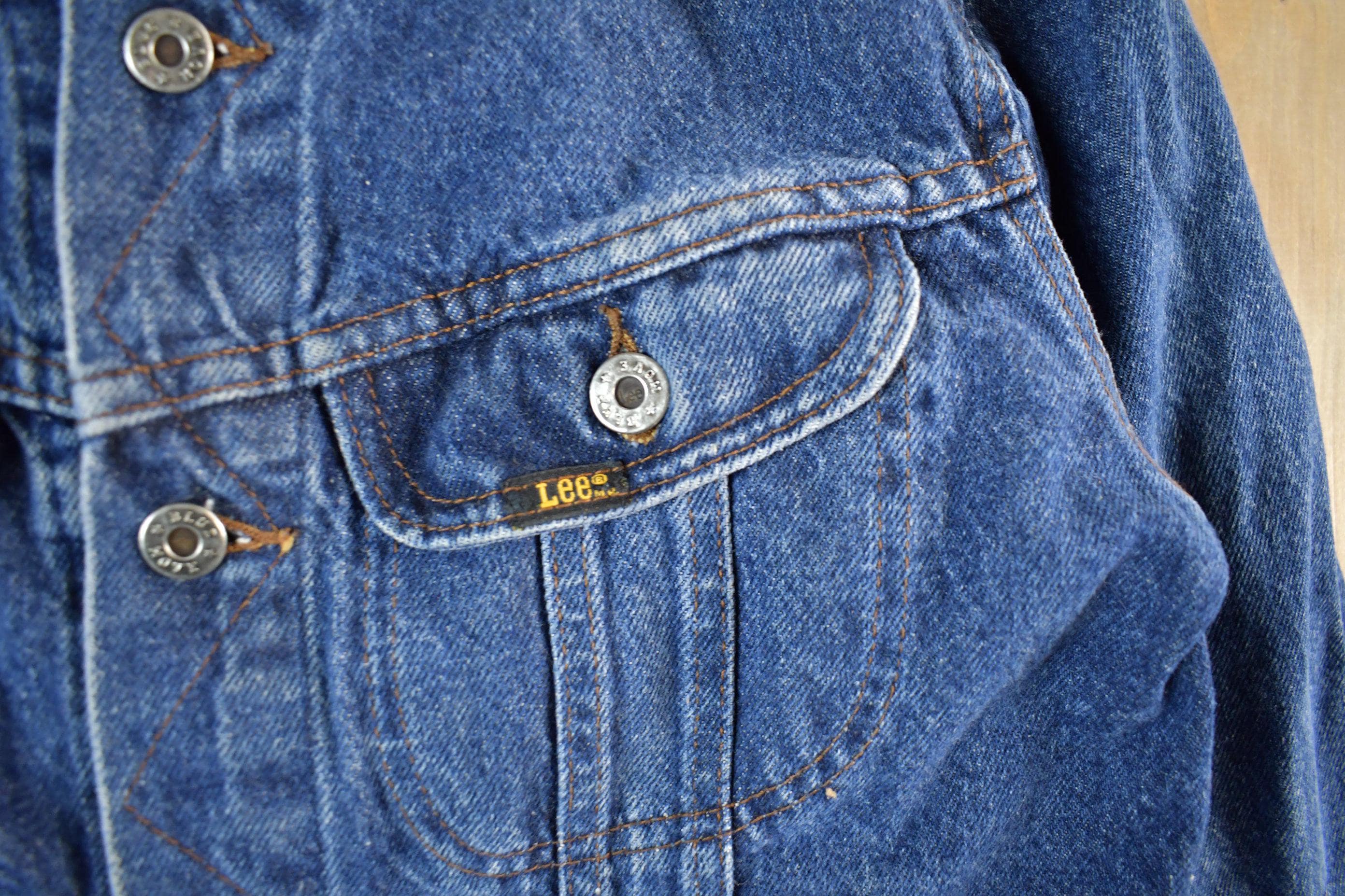 Vintage 1980s Lee Denim Jean Trucker Jacket Men's Small