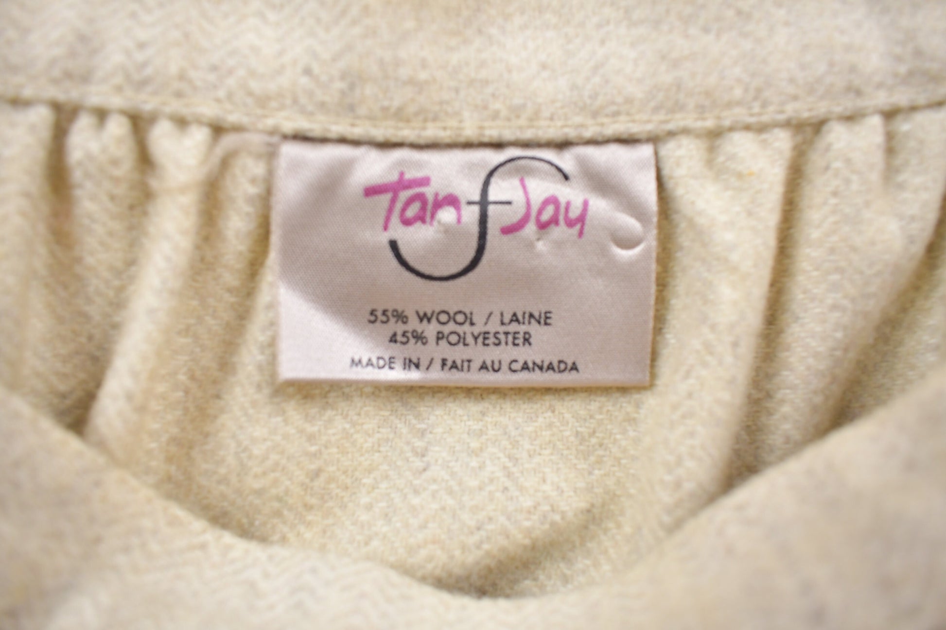 Vintage 1980s Skirt Size 26 x 27 / True Vintage / Vintage Skirt / Retro Style / Women's Vintage / Artsy Vibes/ Jorts