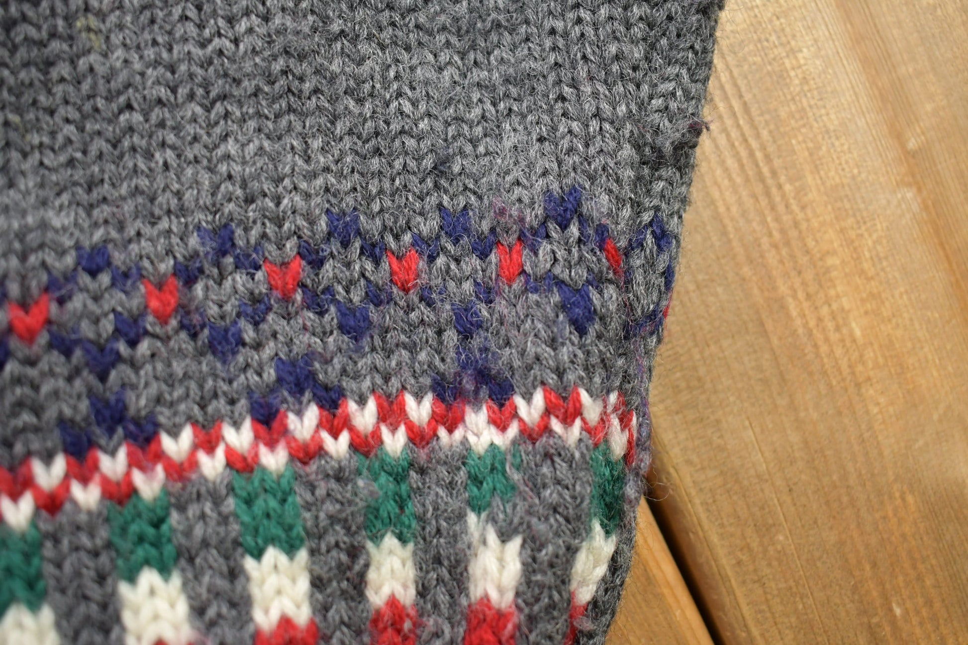 Vintage 1990s Allen Solly 100% Wool Knit Sweater /