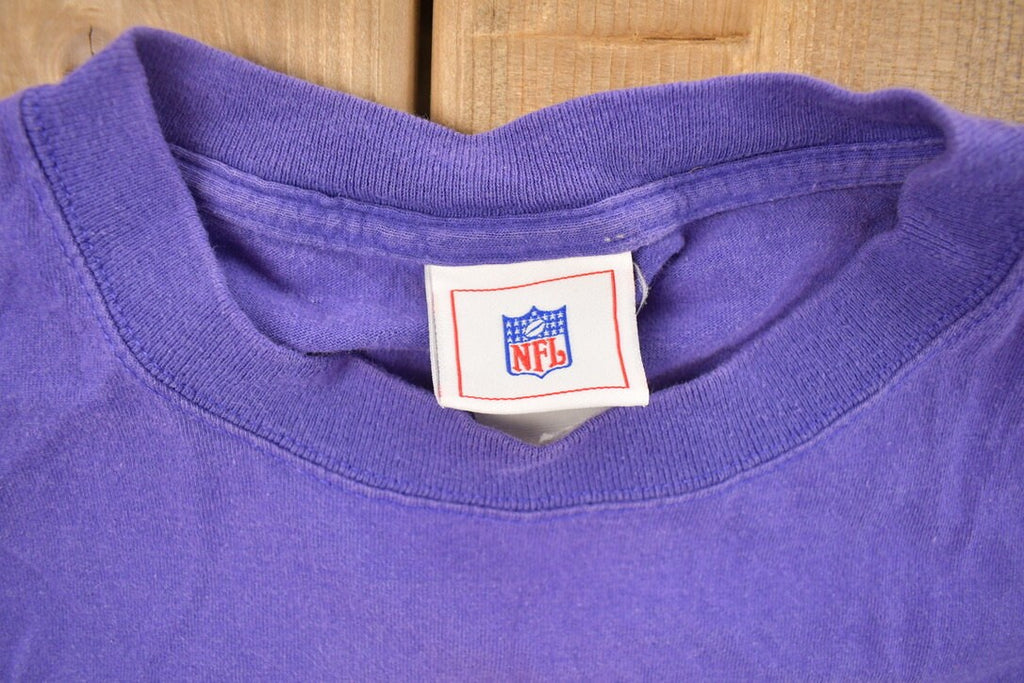Vintage 1990s Minnesota Vikings NFL Graphic T-Shirt