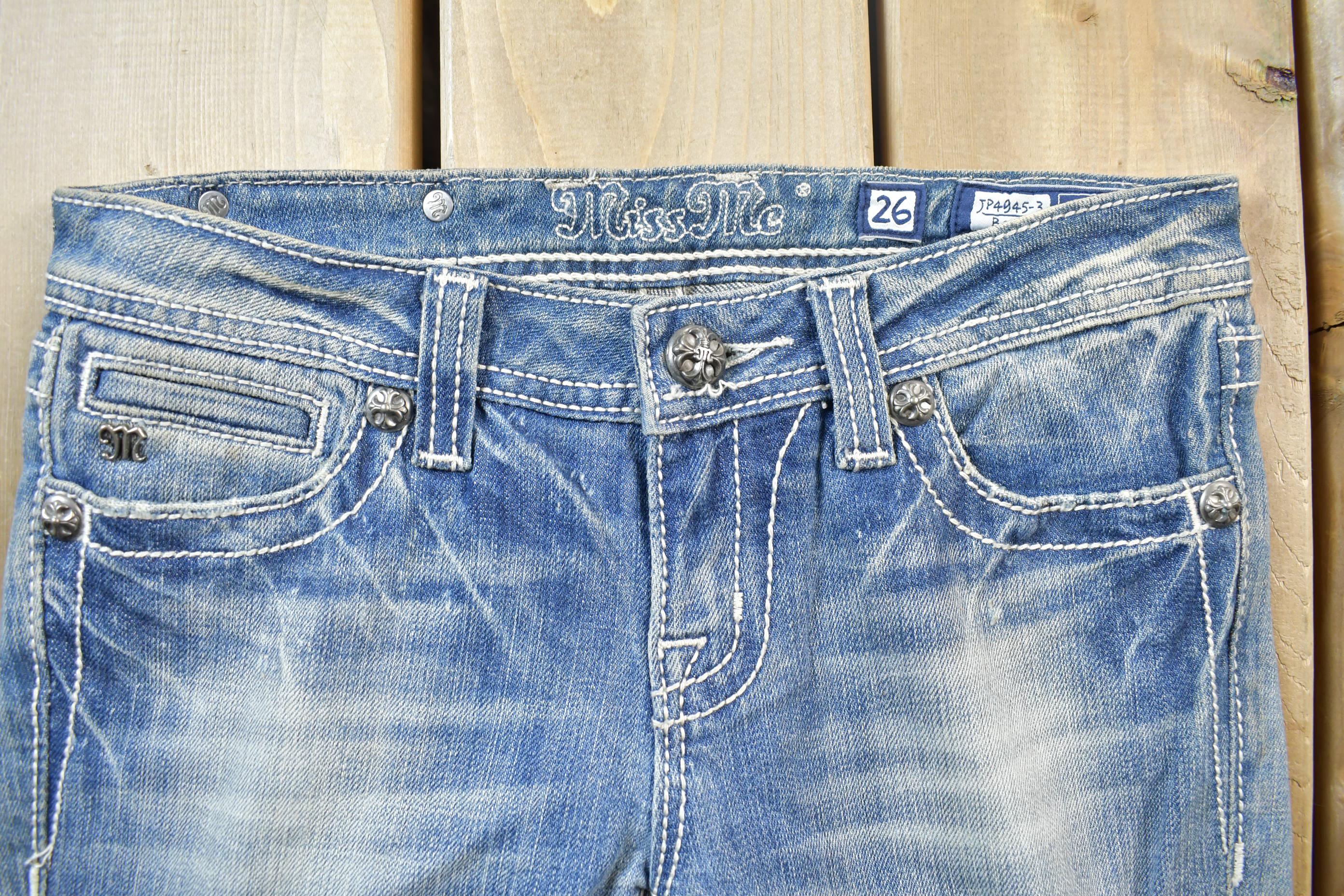 Vintage Y2K Miss Me Bedazzled Low Rise Jeans Size 26x32