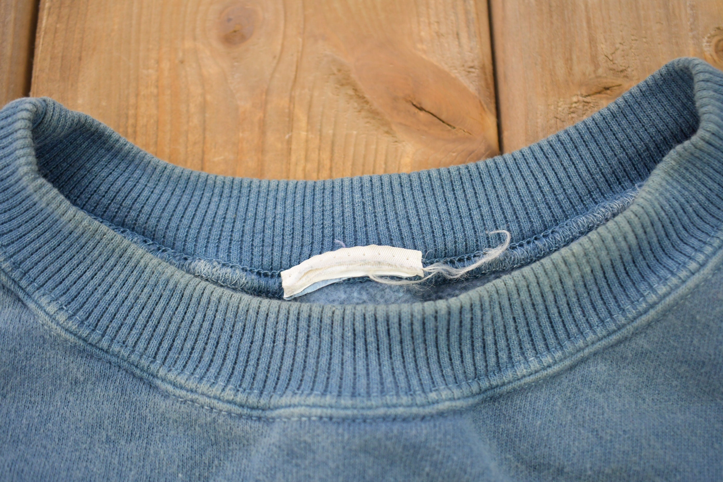 Vintage 1990s Sault Ste. Marie Wolf Crewneck Sweatshirt