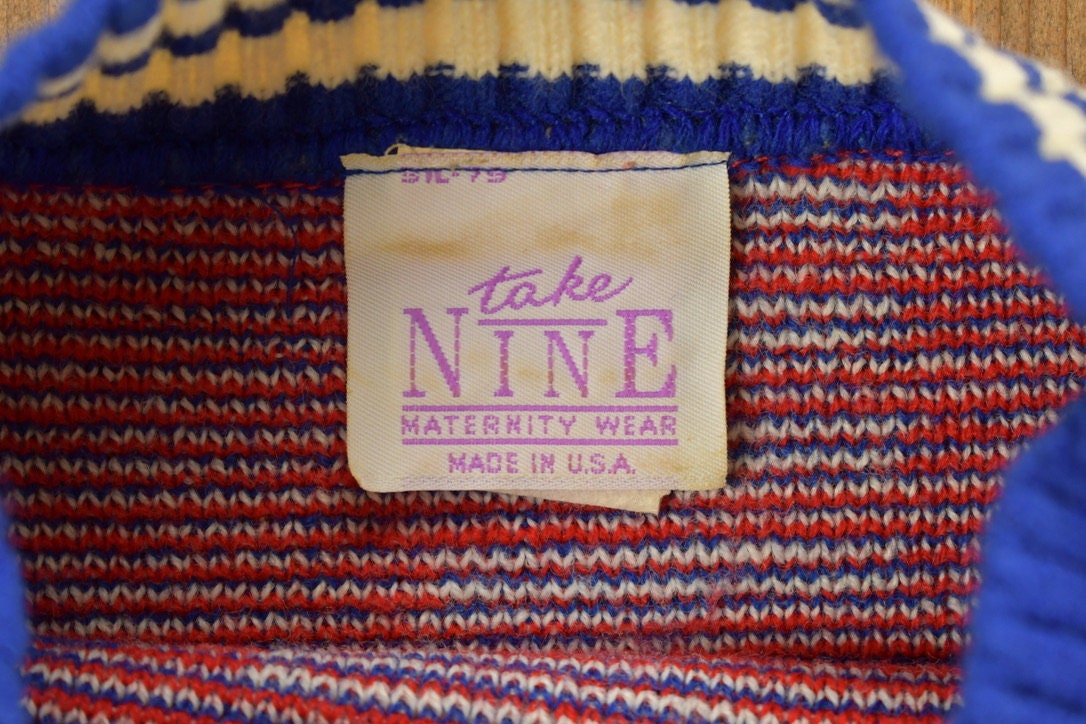 Vintage 1990s Maternity Wear 3D Knit Sweater