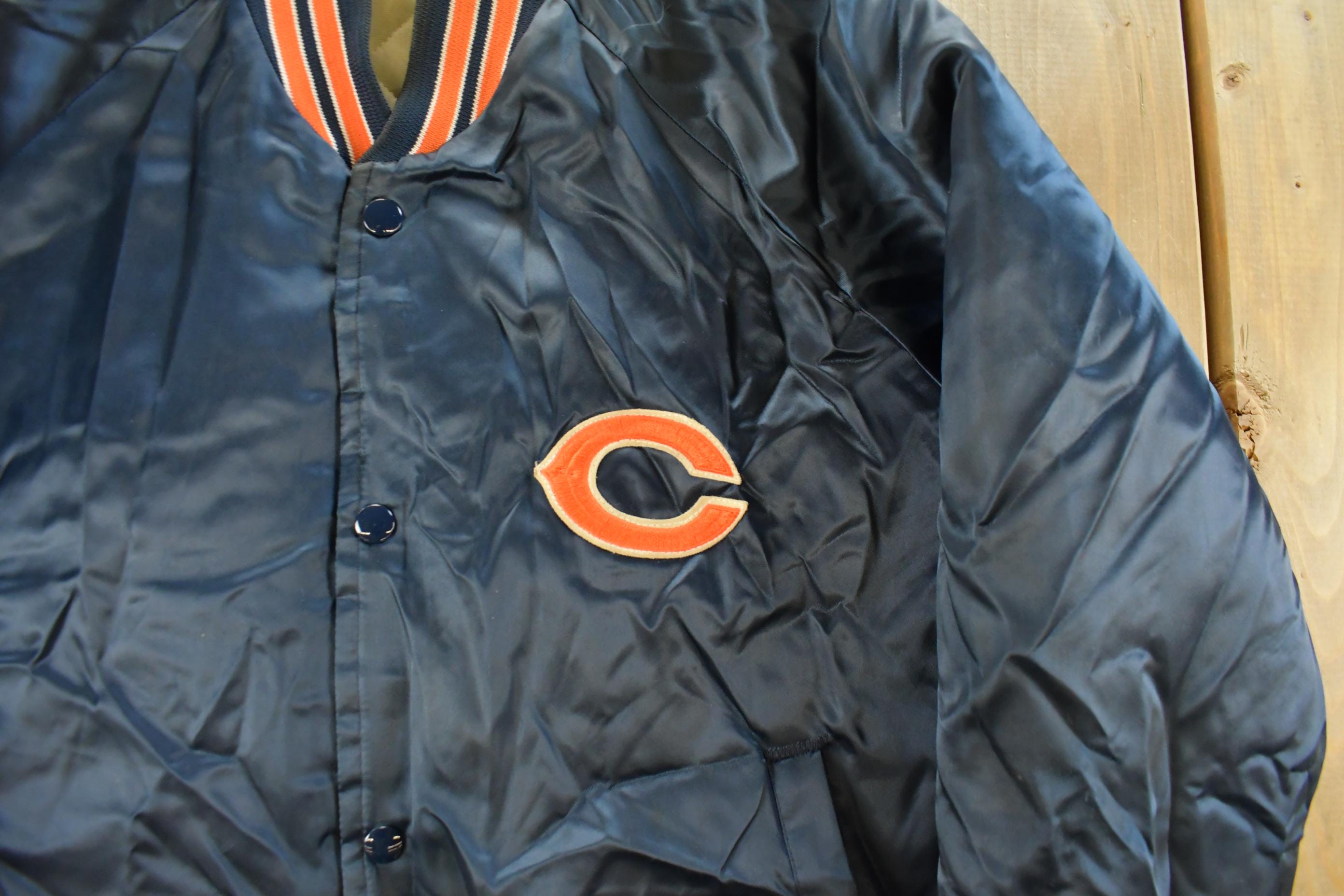 Vintage 1980s Chicago Bears NFL Satin Snap Button Bomber Jacket Men's Medium