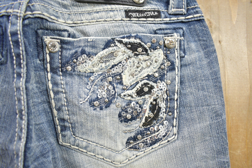 Vintage Y2K Miss Me Bedazzled Low Rise Jeans Size 26x32