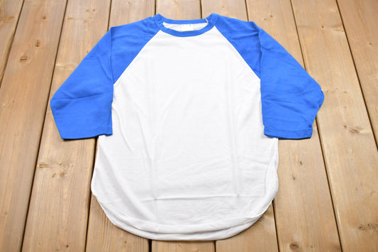 Vintage 1970s Raglan Color Block 3 Quarter Sleeve T-Shirt / Graphic / 80s / Streetwear / Retro Style / Single Stitch / Baseball Shirt