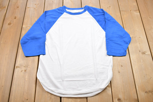 Vintage 1970s Raglan Color Block 3 Quarter Sleeve T-Shirt / Graphic / 80s / Streetwear / Retro Style / Single Stitch / Made In Malaysia