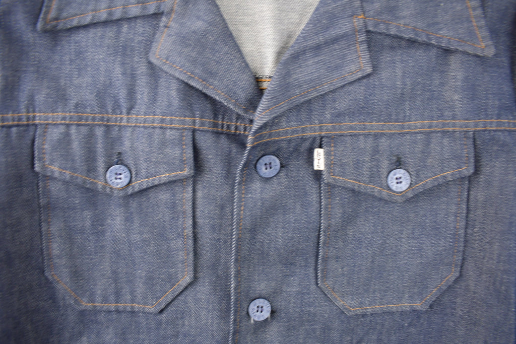 Vintage 1970s Levi's Gentlemans Jeans Western Style Pearl Snap Button Up Shirt Made in USA Size XL