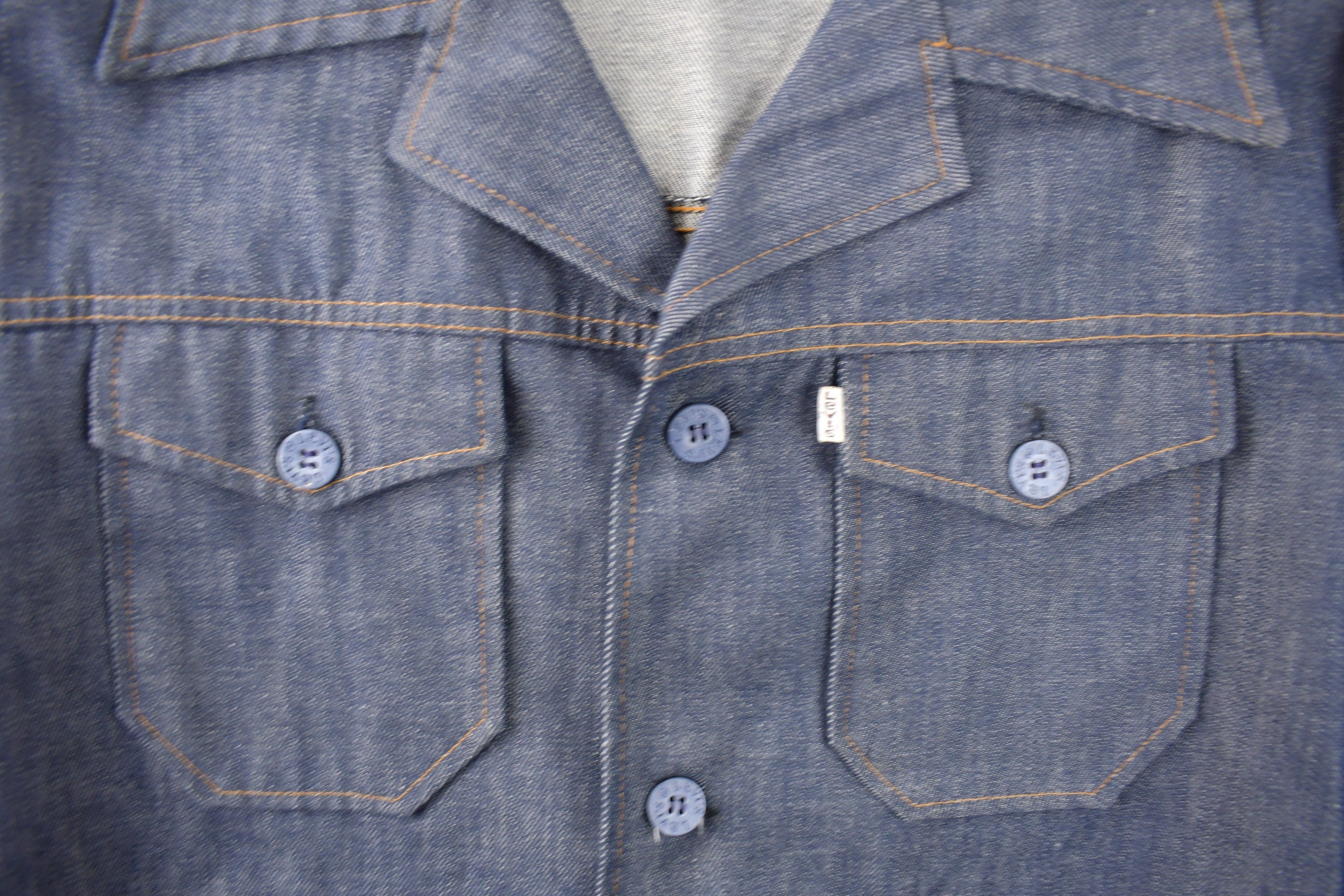 Vintage 1970s Levi's Gentlemans Jeans Western Style Pearl Snap Button Up Shirt Made in USA Size XL