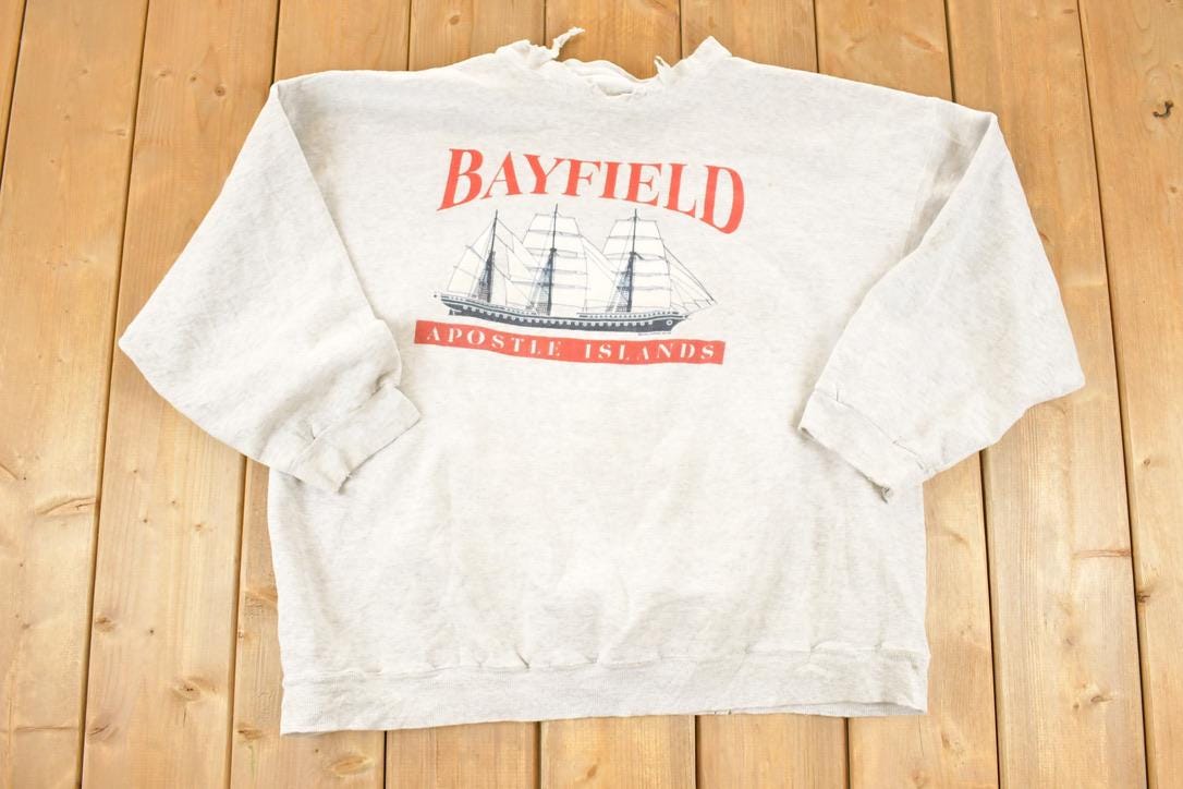 Vintage 1990s Bayfield Tall Ships Apostle Island Crewneck Sweatshirt Men's L / Made In USA / 90s Destination Crewneck