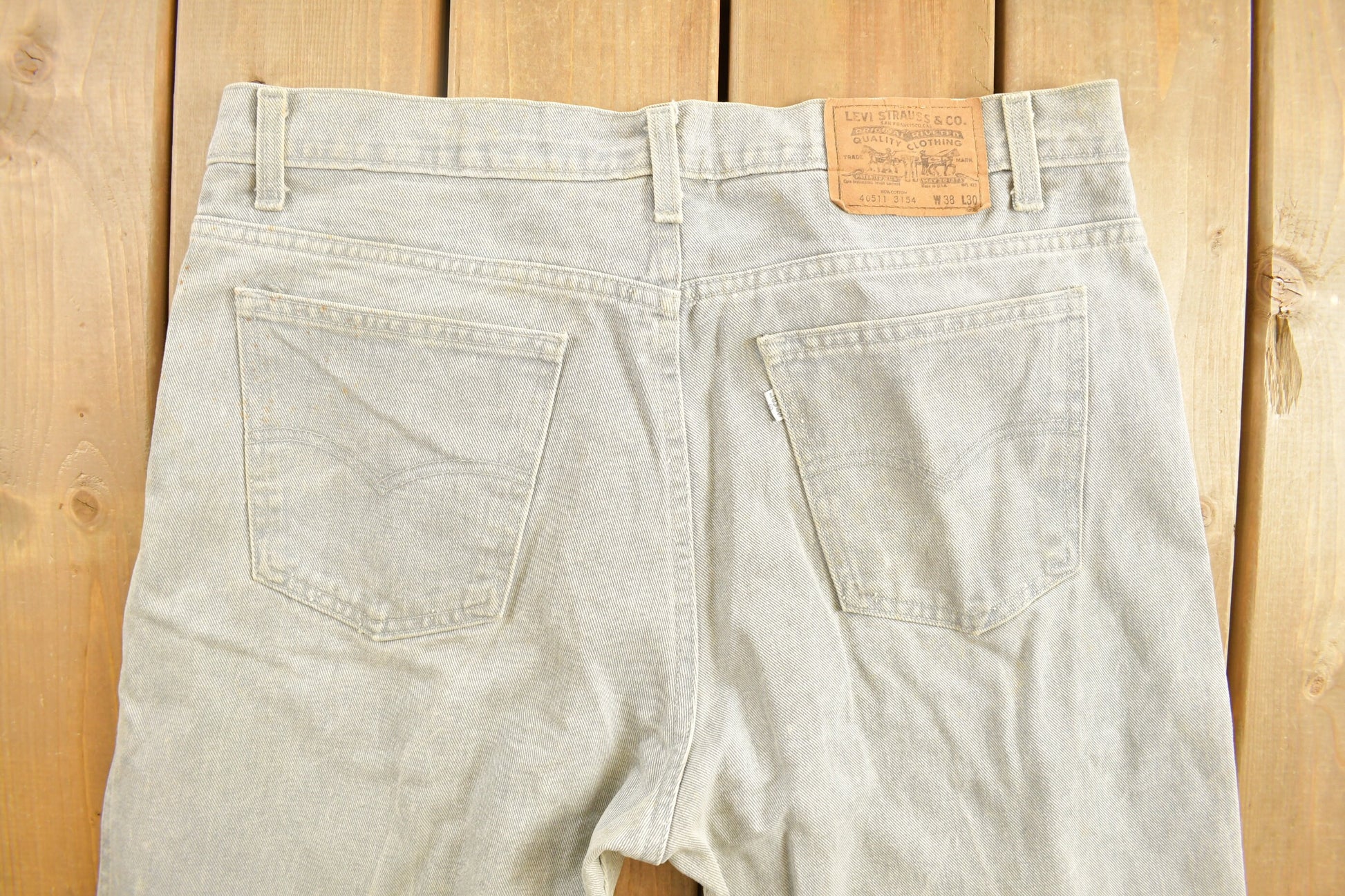 Vintage 1970s Levi's White Tab Jeans Size 36 x 28