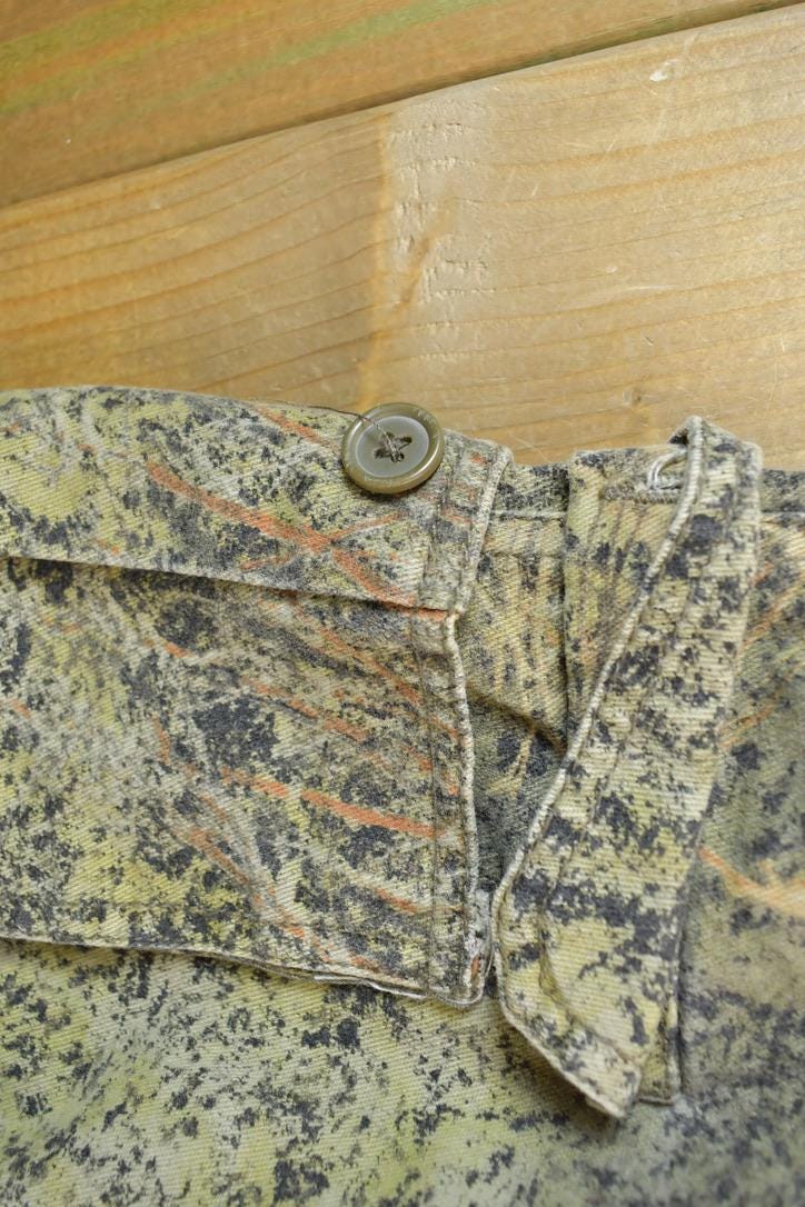 Vintage 1990s Mossy Oak Army Camouflage Cargo Pants Size 30 x 29 / Streetwear / Army Pants / Military Pants / Vintage Cargos