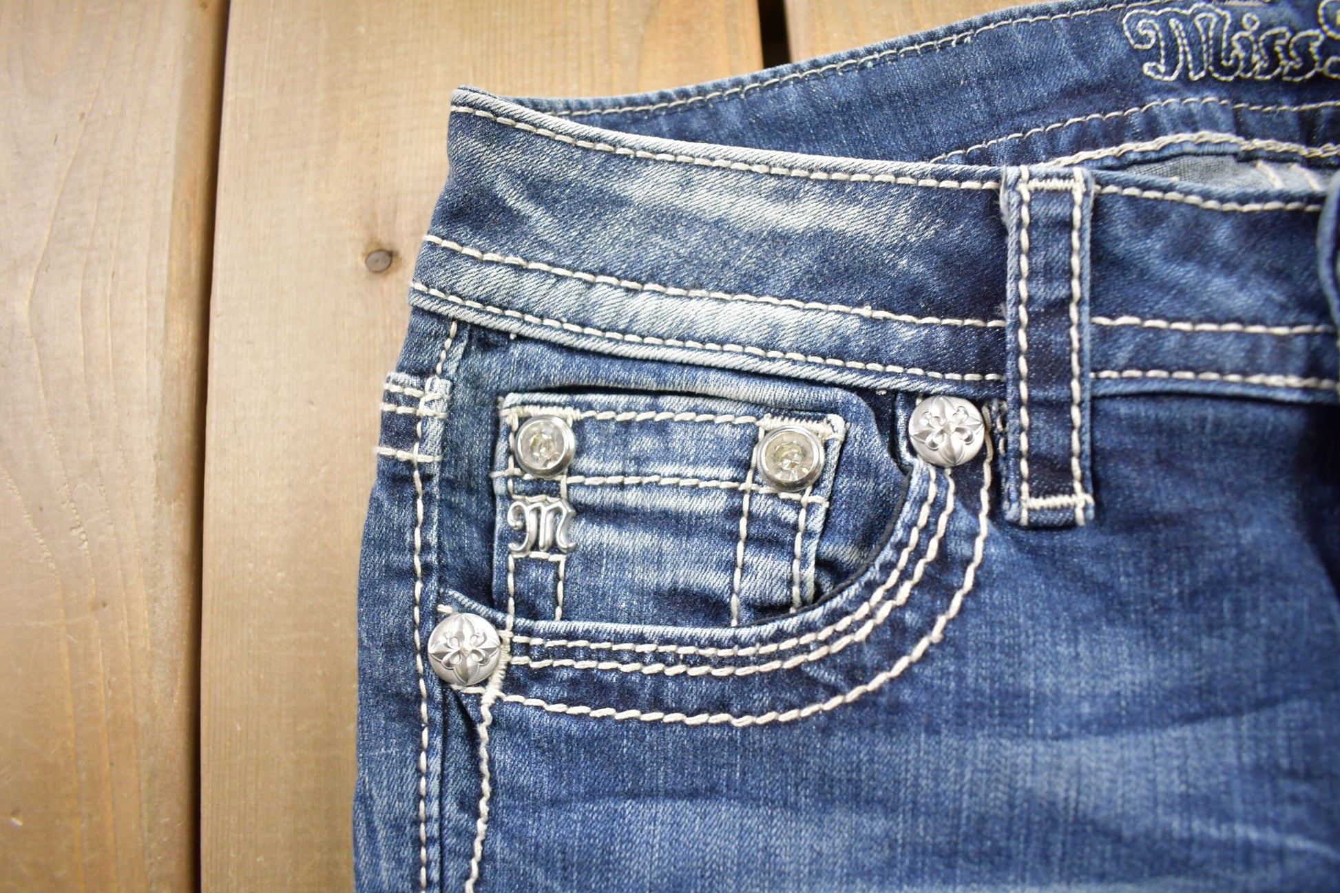Vintage Y2K Miss Me Bedazzled Low Rise Jeans Size 26x33