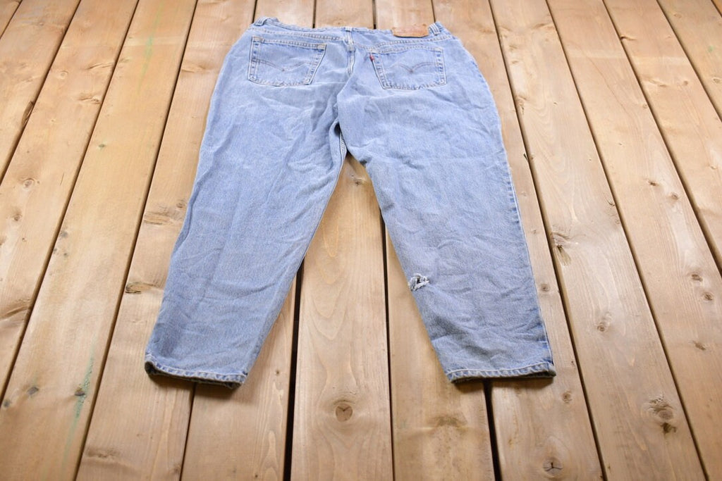 Vintage 1990s Levi's 550 Red Tab Denim Jeans Size 34 x 31