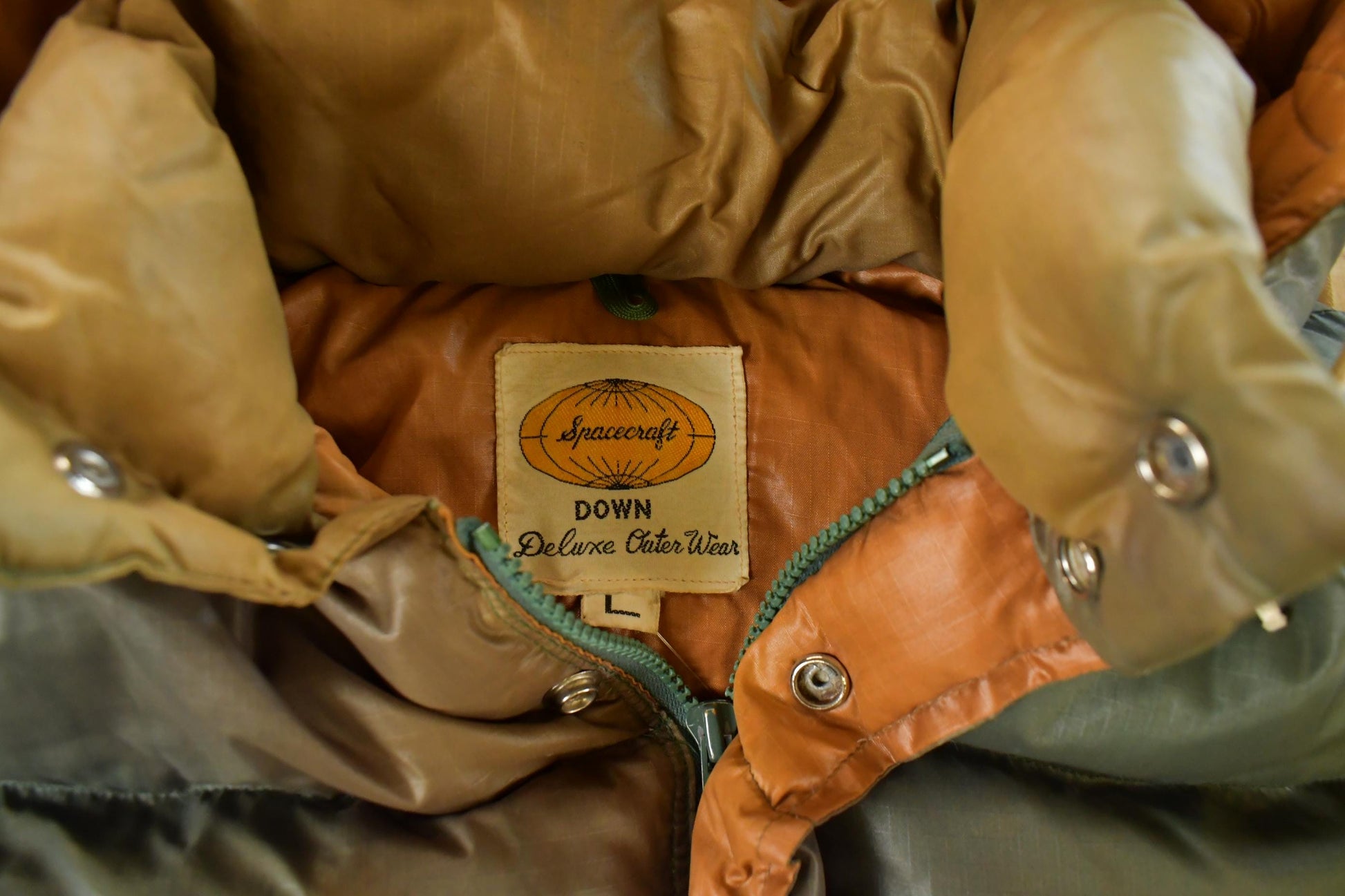 Vintage 1980s Spacecraft Down Puffer Jacket Men's Large / Down Coat / True Vintage / Winter Wear / Bubble Jacket