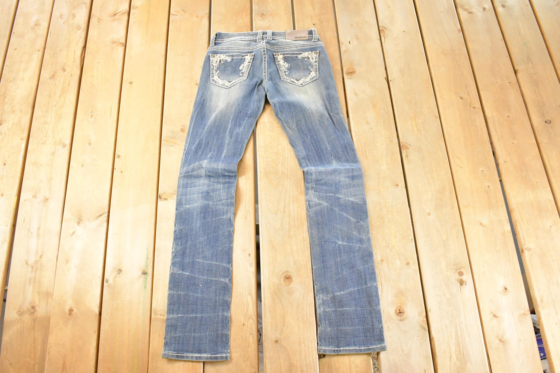 Vintage Deadstock Y2K Grace In LA Bedazzled Straight Low Rise Jeans Women's Size 26 x 31