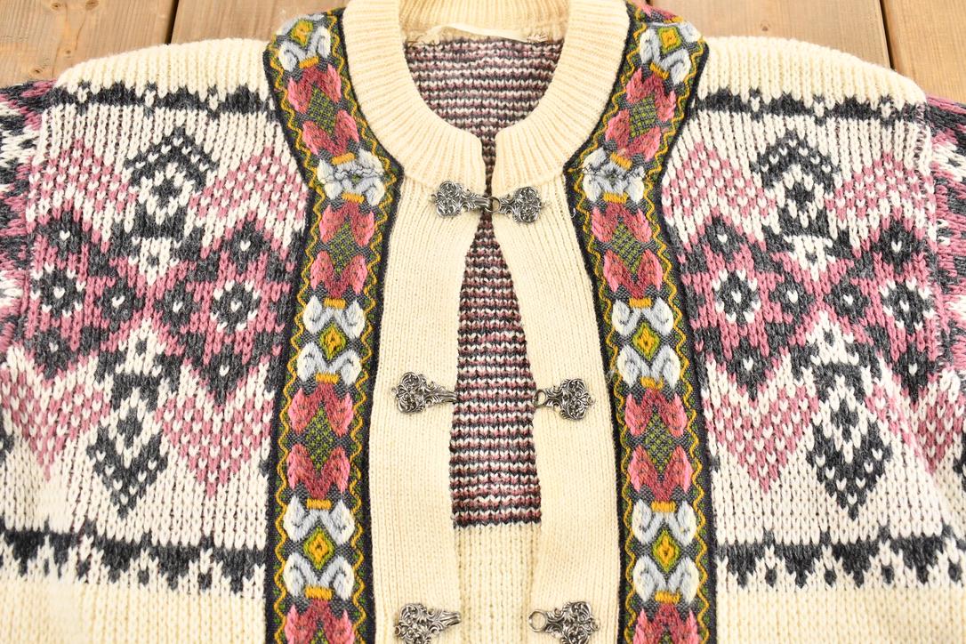 Vintage 1990s Wool Knit Clasped Cardigan Sweater