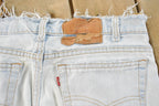 Vintage 1990s Levi's 550 Relaxed Tapered Fit Denim Jeans Men's 32 x 32.5 / 90s Levi's / Distressed Sun Faded Jeans / Made in USA