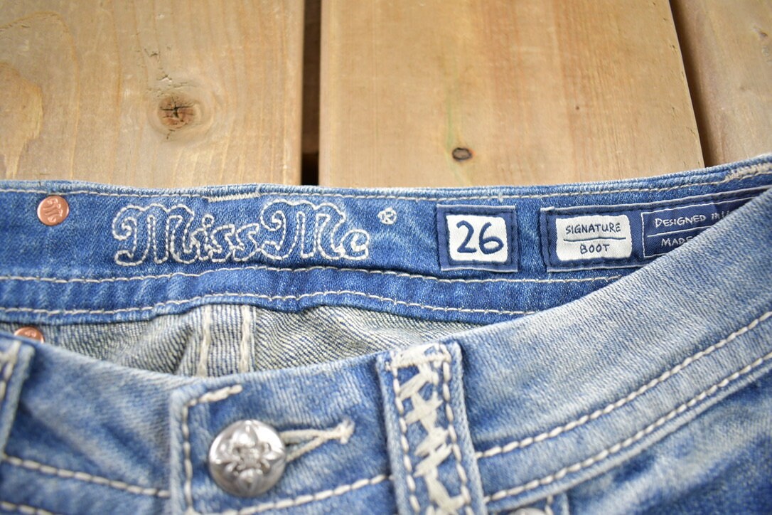 Vintage Y2K Miss Me Bedazzled Low Rise Jeans Size 26x31