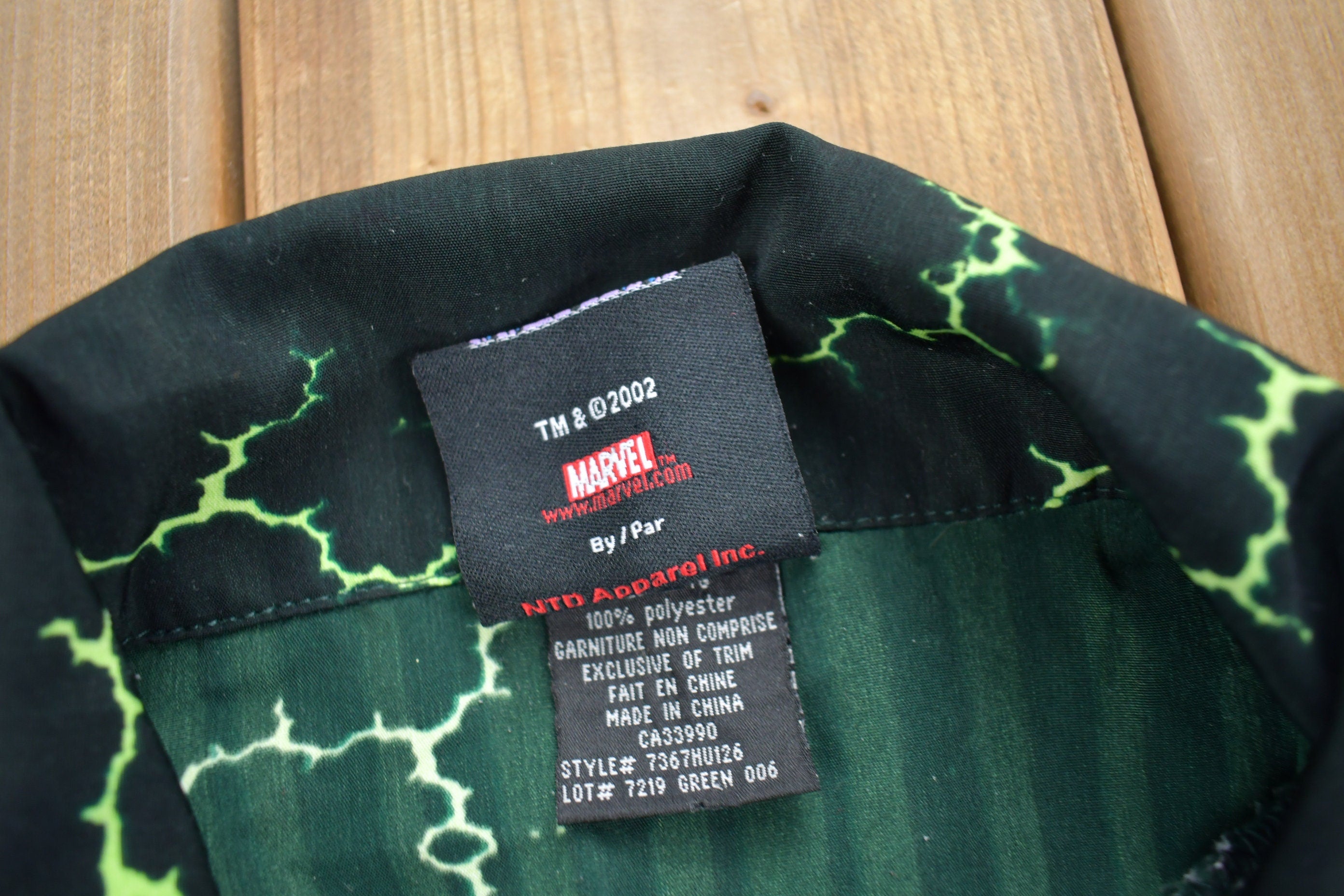Vintage 2002 The Incredible Hulk All Over Print Button Up T-Shirt Marvel Superhero All Over Print