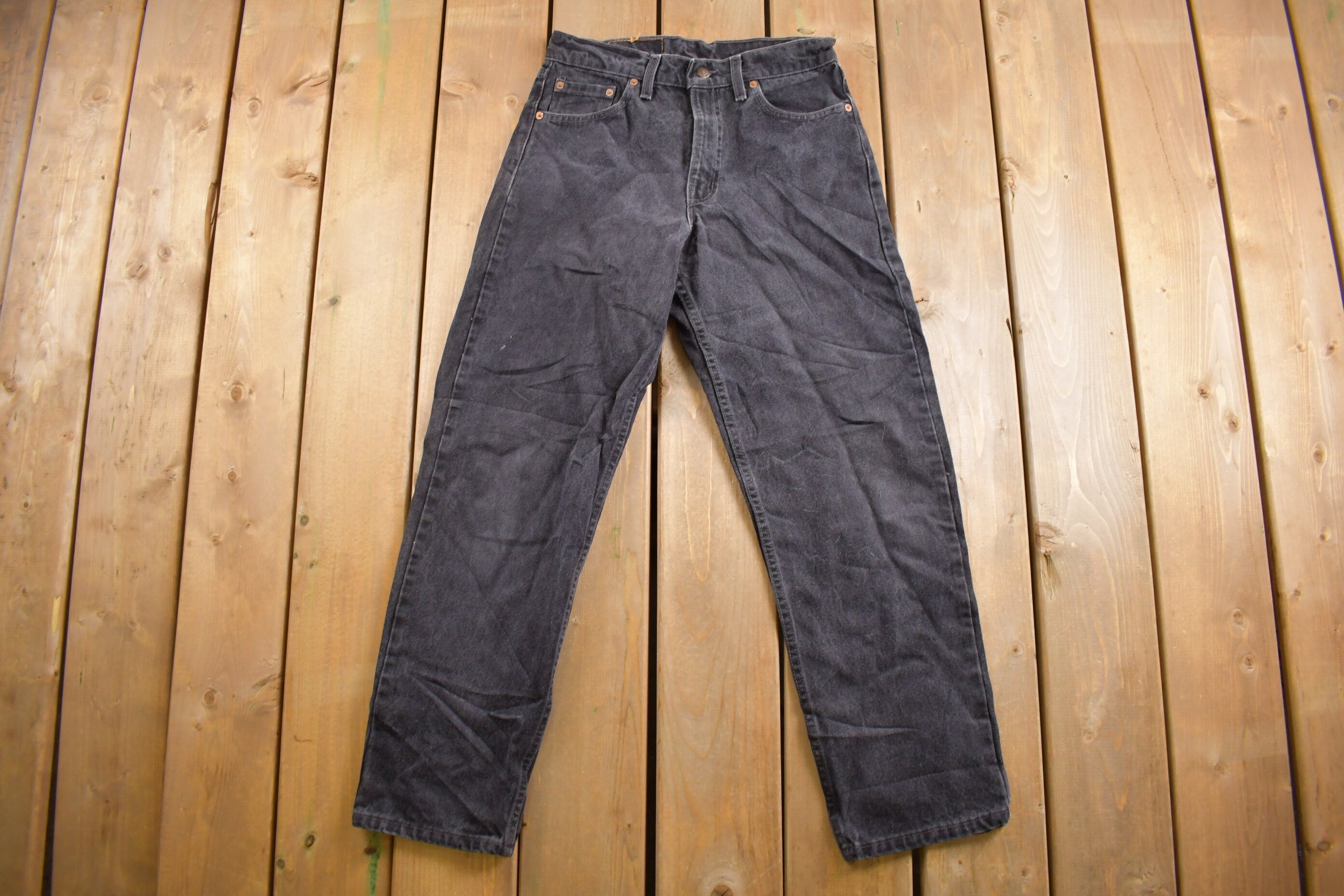 Vintage 1990s Levi's 550 Red Tab Denim Jeans Size 28 x 29