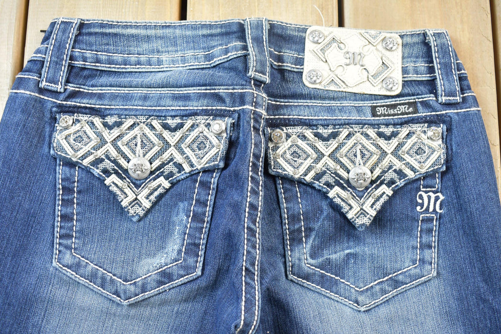 Vintage Y2K Miss Me Bedazzled Low Rise Jeans Size 26x31