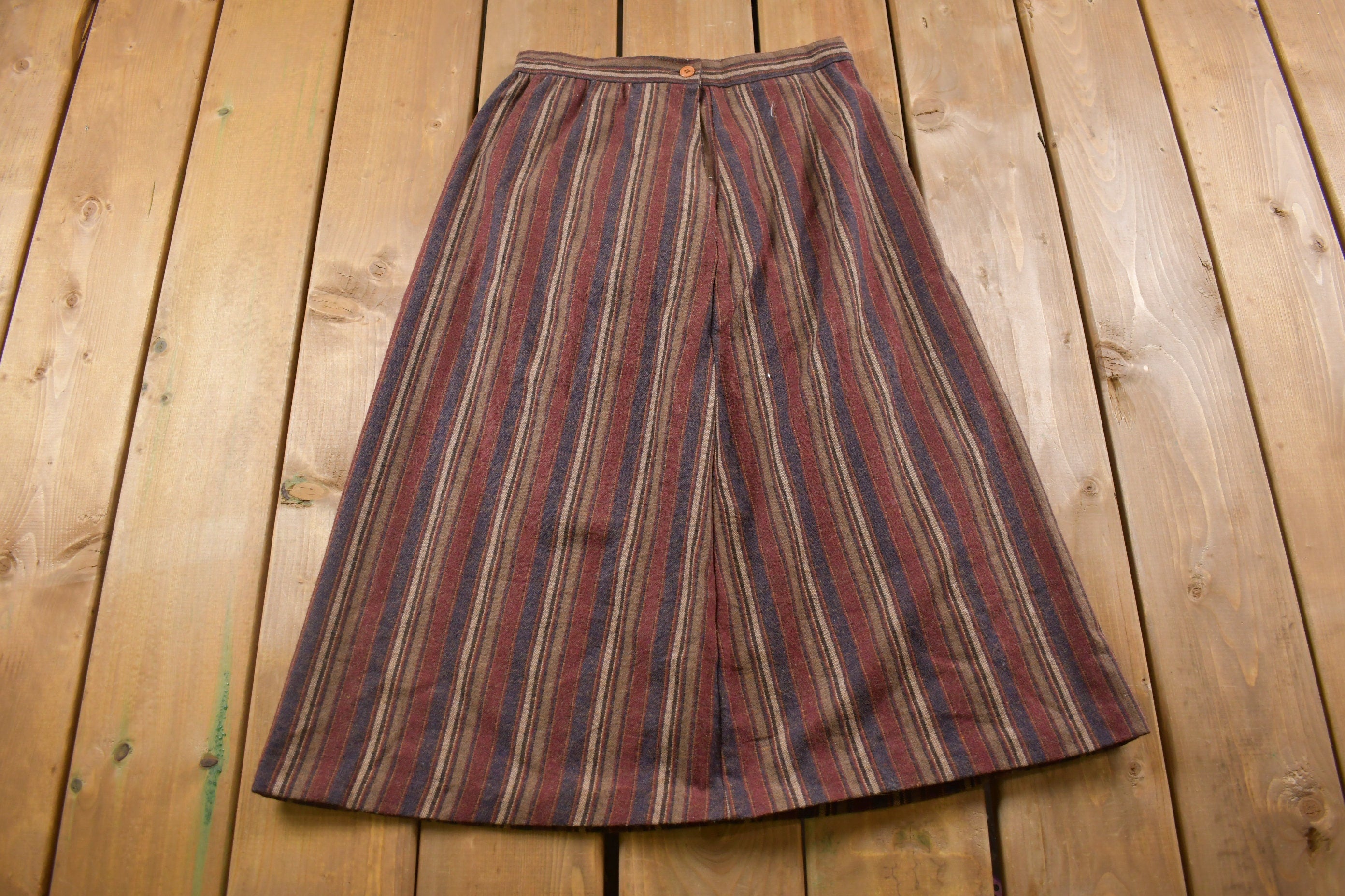 True Vintage 1970's Striped Skirt 26 Inch Waist 29 Inch Length