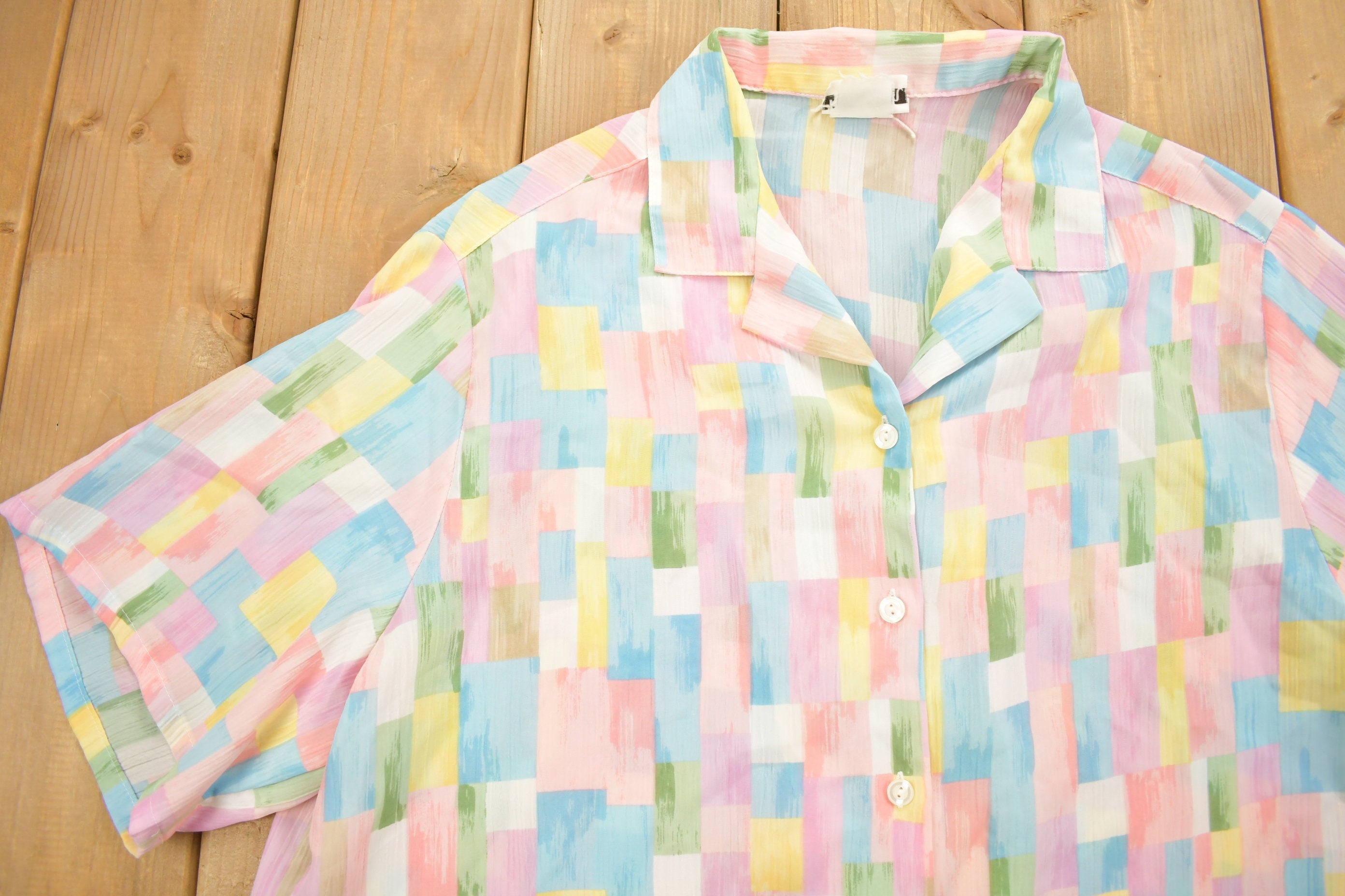 Vintage 1990s Bon Worth Abstract Button Up Shirt