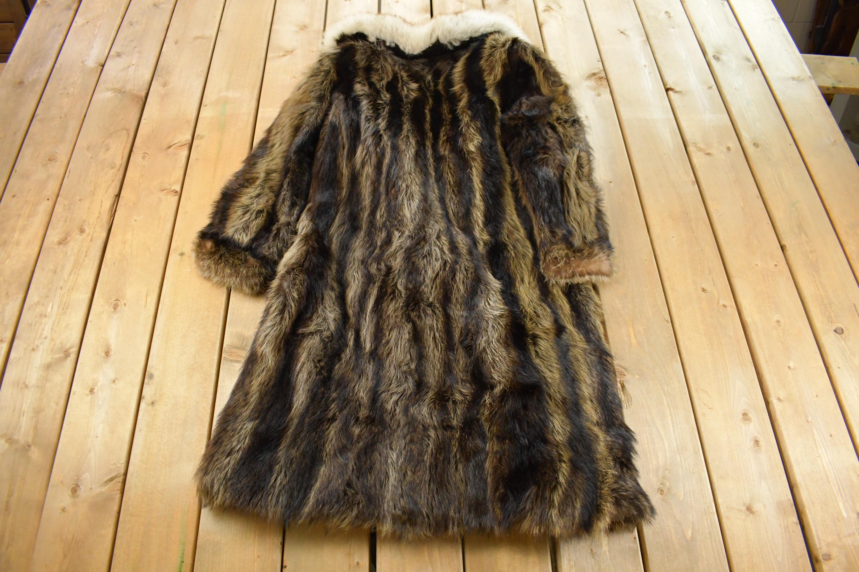 Vintage 1970s Brown Racoon Fur Coat Women's Medium